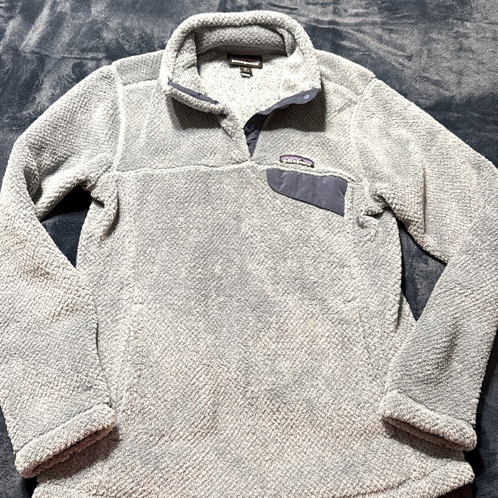 Women’s Patagonia sweater. Preloved. Size XS